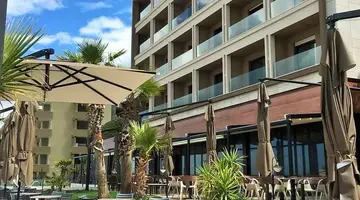 Eter Hotel
