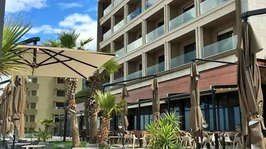 Eter Hotel