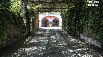 ETNA HOTEL