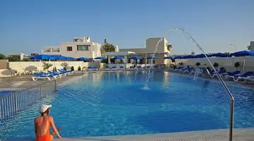 Euronapa Hotel and Apartments