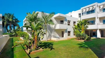 Euronapa Hotel and Apartments