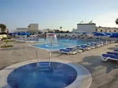 Euronapa Hotel and Apartments