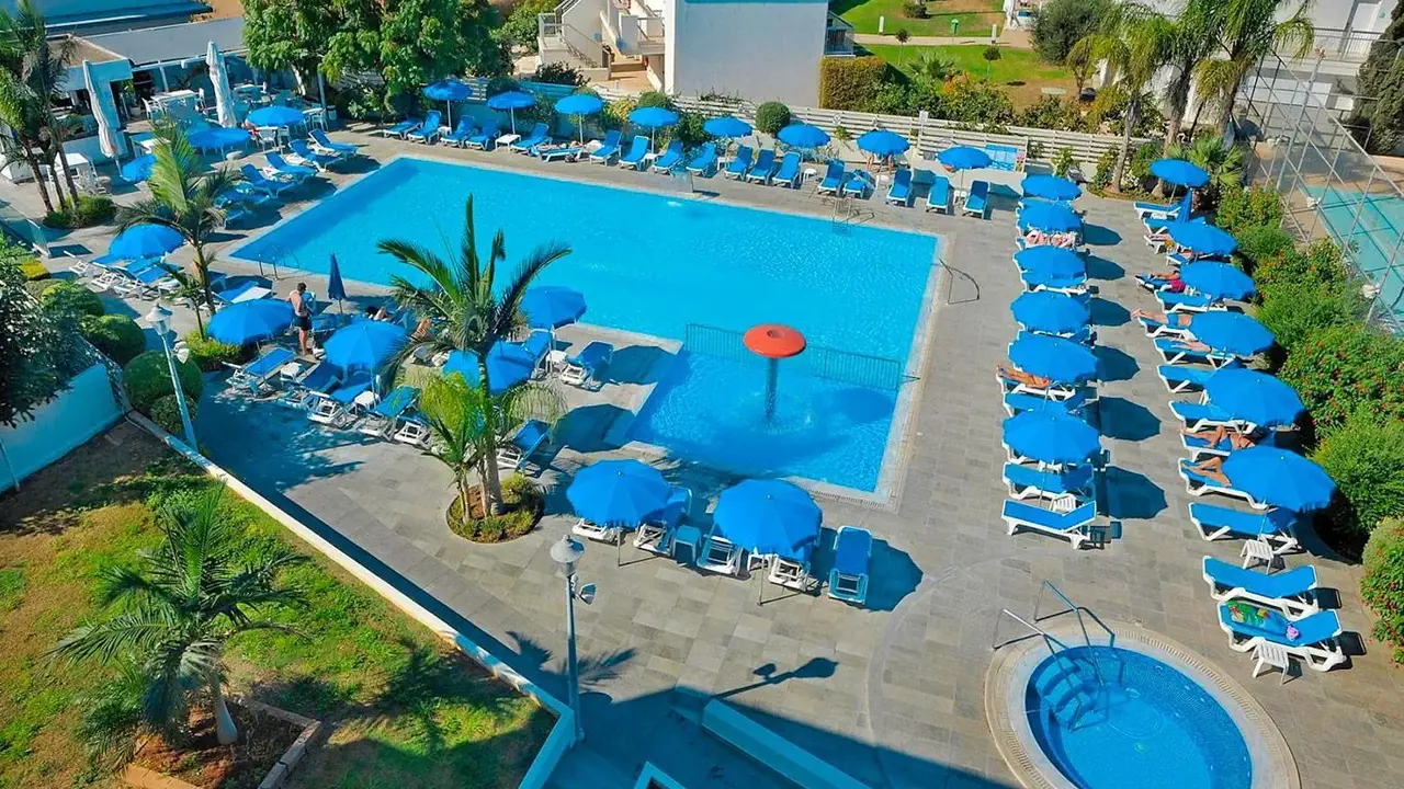 Euronapa Hotel and Apartments