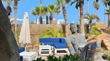 EUROPE VILLA CORTES