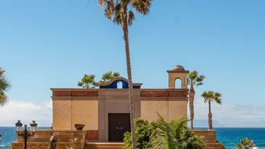 EUROPE VILLA CORTES