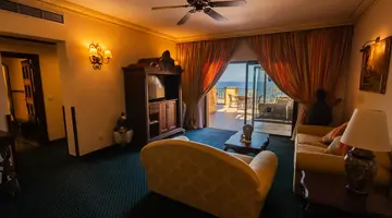 EUROPE VILLA CORTES