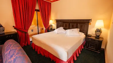 EUROPE VILLA CORTES