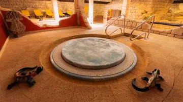 EUROPE VILLA CORTES