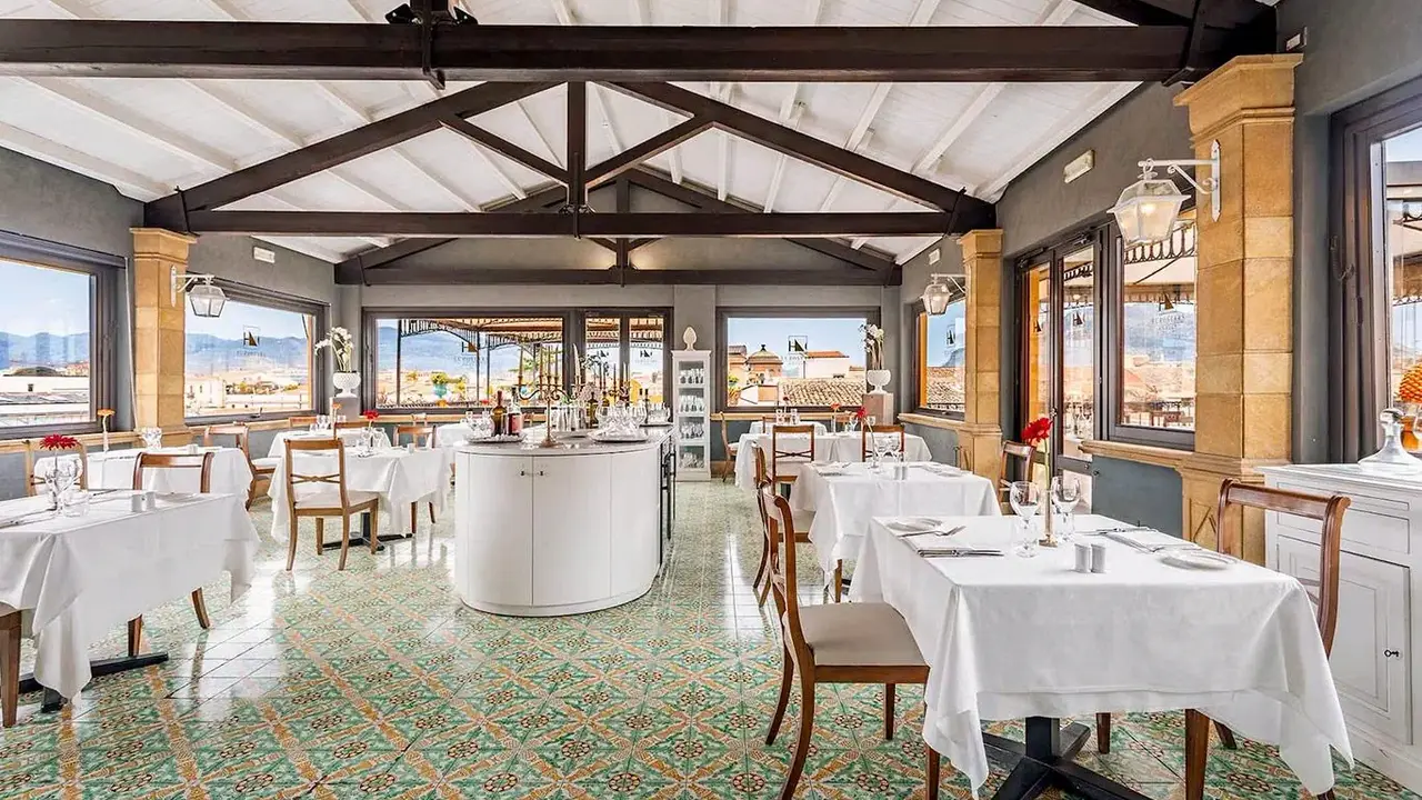 Eurostars Centrale Palace