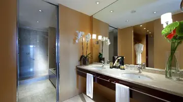 Eurostars Grand Marina GL