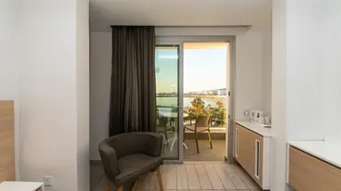 Evalena Beach Hotel
