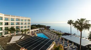 EVALENA BEACH HOTEL
