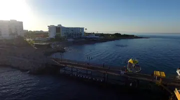 Evalena Beach Hotel