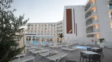 Evalena Beach Hotel