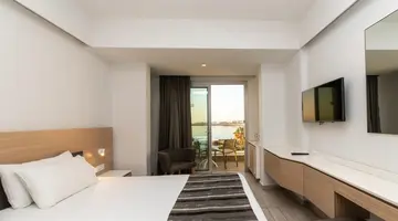 Evalena Beach Hotel