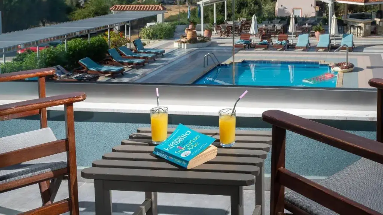 Evalia Apartments