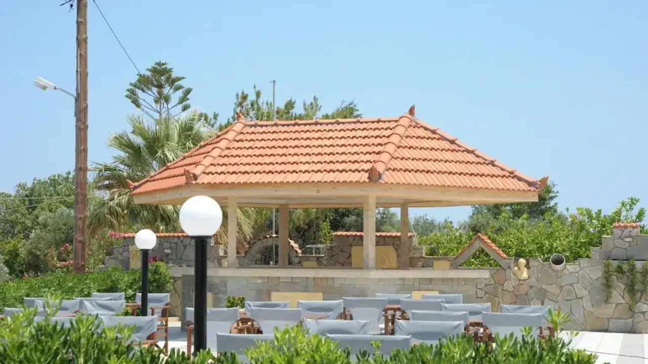 Evalia Apartments