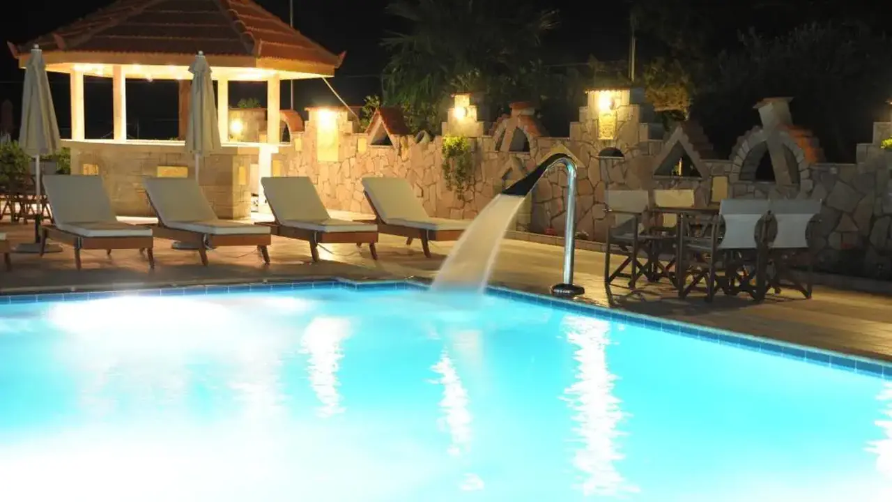 Evalia Apartments