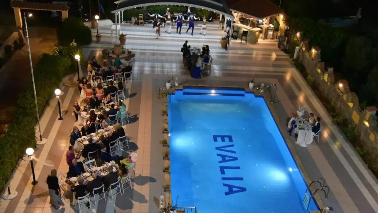 Evalia Apartments