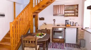 Eveleos Country House