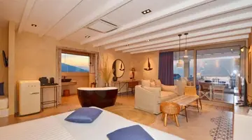 Evilion Sea and Sun Hotel