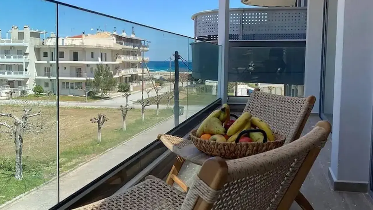 Evilion Sea And Sun
