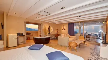Evilion Sea And Sun