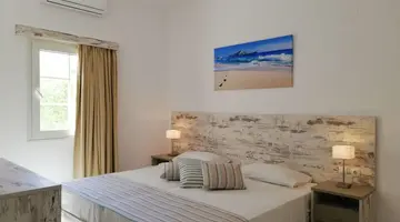 Evina Rooms and Suites