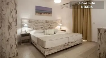 Evina Rooms & Suites