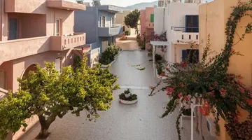 EVINA ROOMS & SUITES
