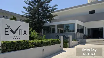 Evita Bay Hotel