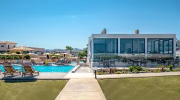 Evita Bay Hotel