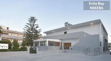Evita Bay Hotel