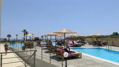 Evita Bay Hotel