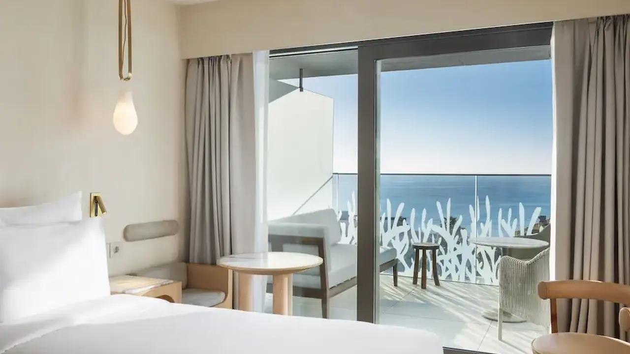 EVOLUTION Cascais-Estoril Hotel