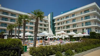 EVRIKA BEACH CLUB HOTEL - DIT