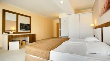 EVRIKA BEACH CLUB HOTEL - DIT