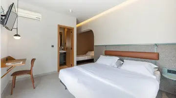 Evripides Hotel