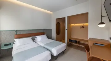 Evripides Hotel
