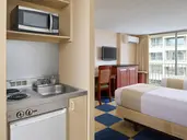 Ewa Hotel Waikiki - a LITE Hotel