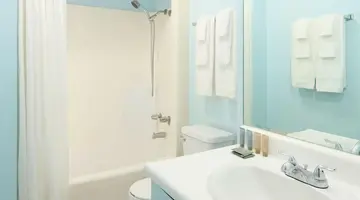 Ewa Hotel Waikiki - a LITE Hotel