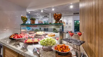 Excelsior Hotel