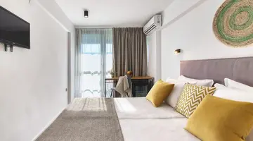Excelsior Hotel