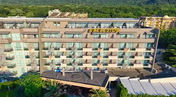 Excelsior Hotel