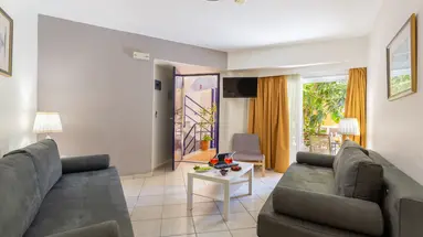 FAEDRA BEACH RESORT