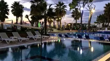 Fafa Premium Resort