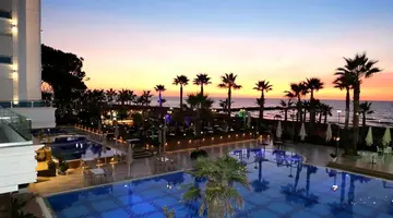 Fafa Premium Resort