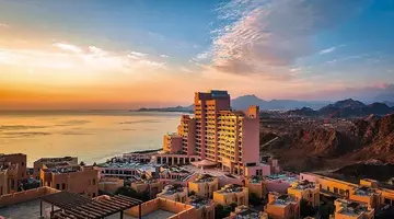 Fairmont Fujairah Beach Resort
