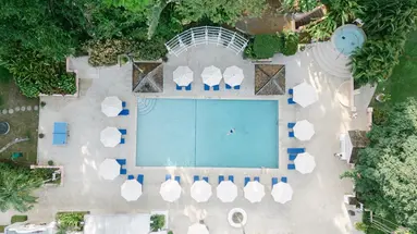 Fairmont Royal Pavilion 5