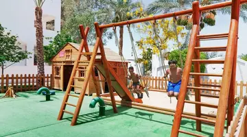 FALCON HILLS HOTEL